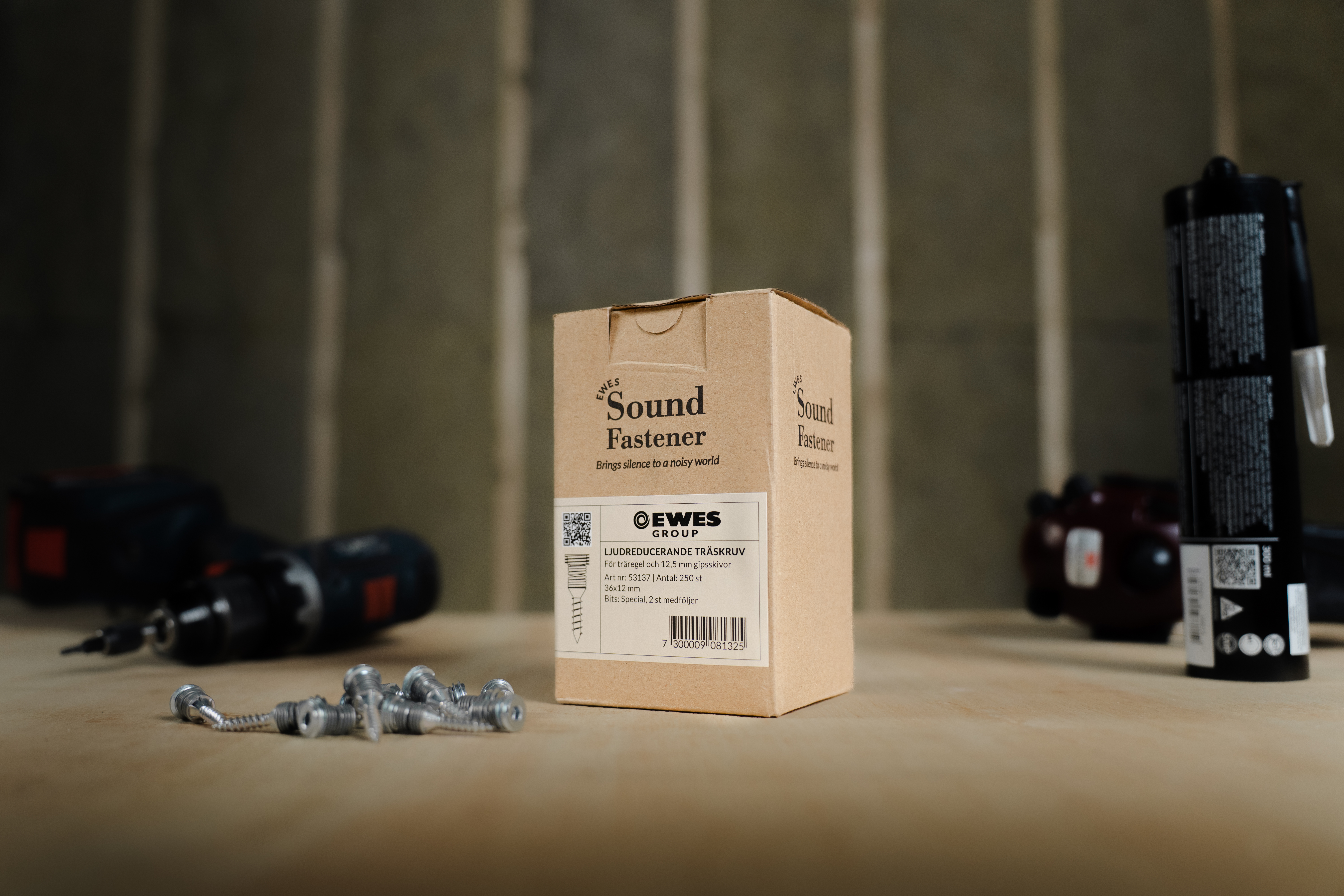 Box containing Sound Fastener